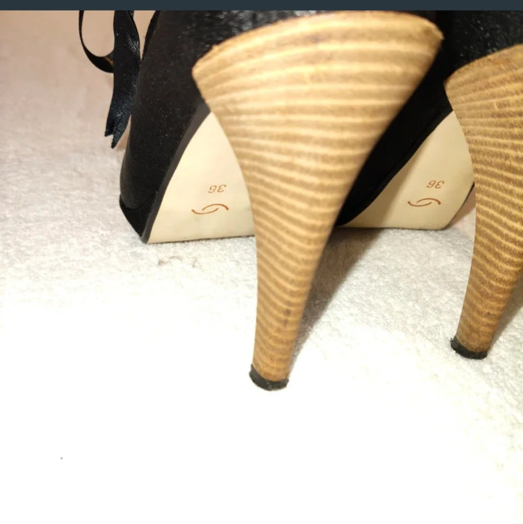 Avveniente  Scarpe con tacco e fiocco Misura 36
