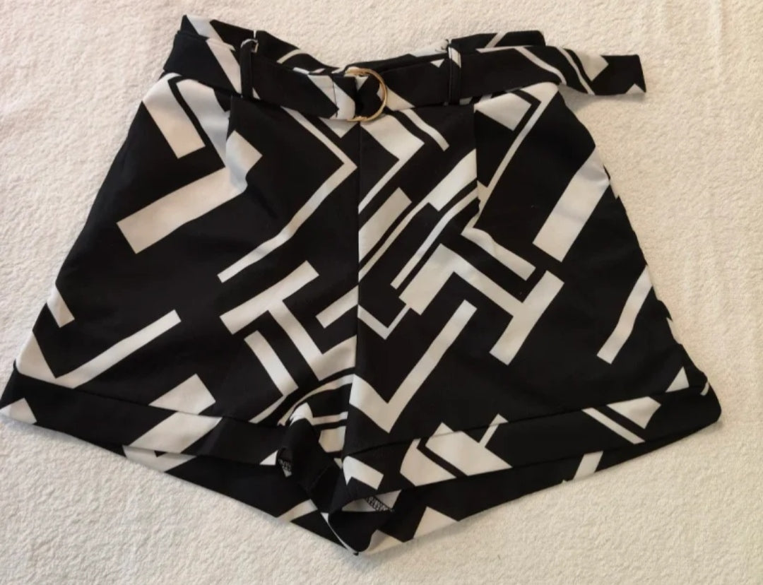 SHEIN Pantaloncini Donna 
Taglia S