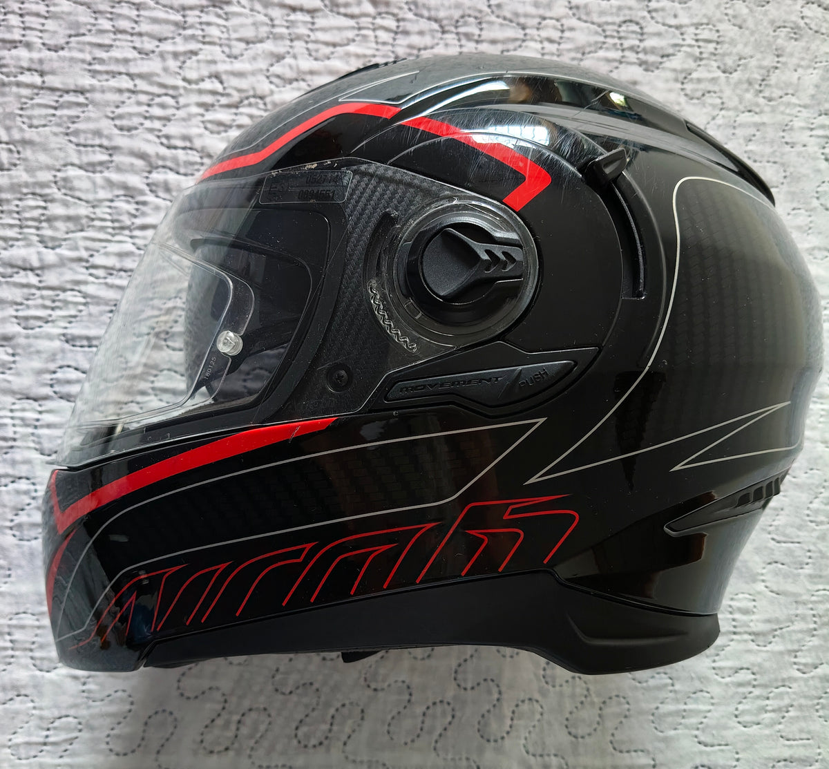 Casco Integrale Airoh Movement S Faster Rosso e Nero Lucido