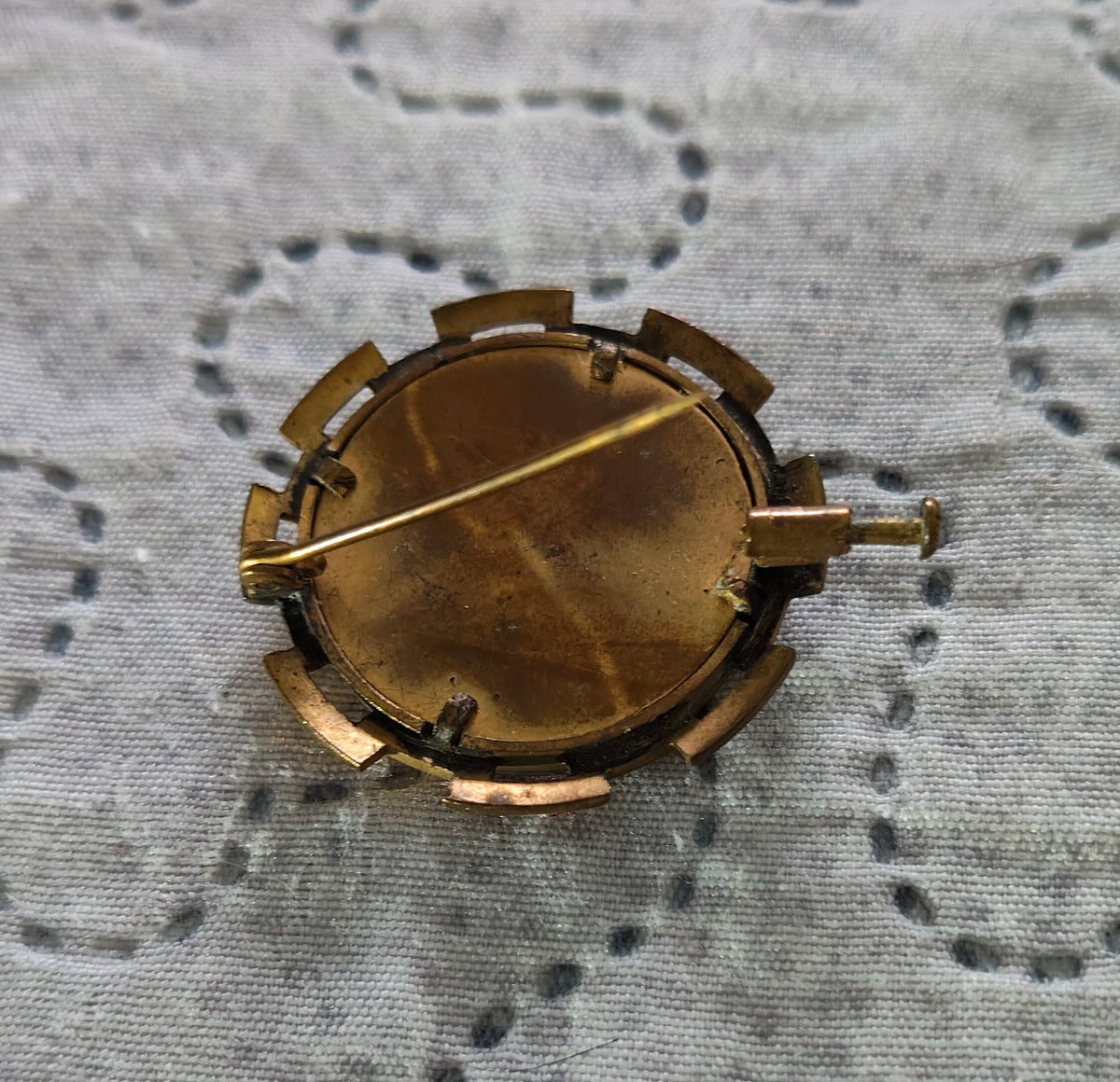 Spilla Vintage Decorata Unica 4/5 Centimetri circa