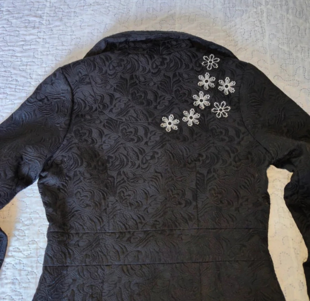 Sweet Miss
Cappotto Donna Damascato Nero
Taglia M