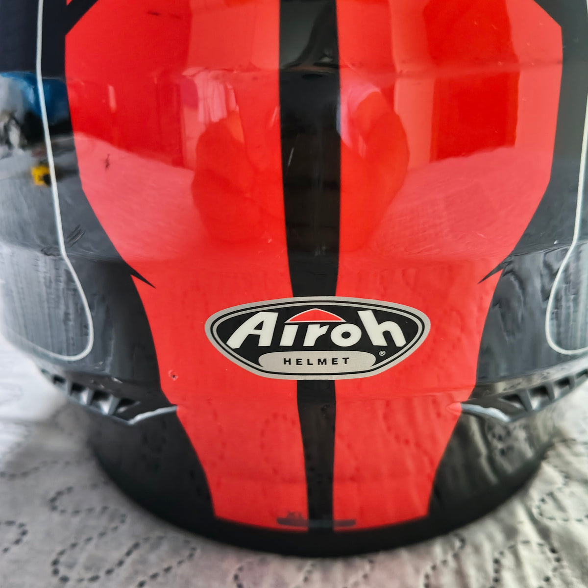 Casco Integrale Airoh Movement S Faster Rosso e Nero Lucido