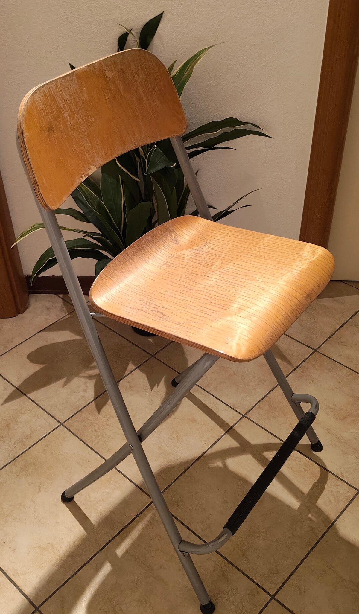 4 Sgabelli pieghevoli in ferro/legno, Robusti, Buoni.