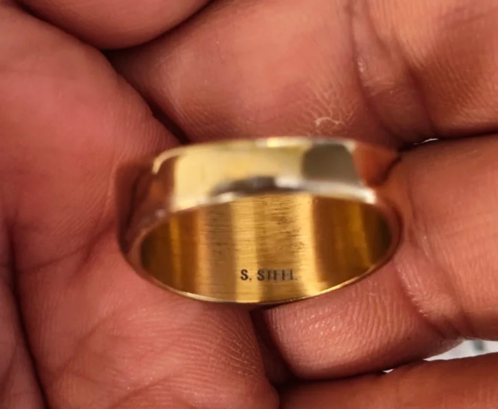 Anello Uomo Dorato Massiccio Acciaio e Onice Taglia 22,2 millimetri