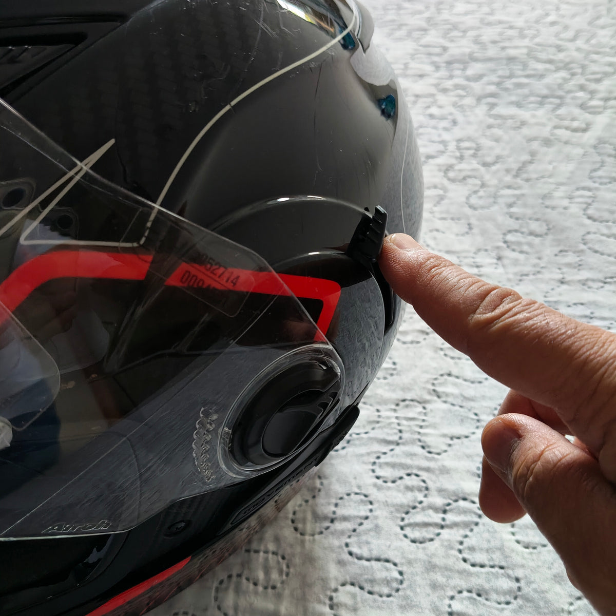 Casco Integrale Airoh Movement S Faster Rosso e Nero Lucido