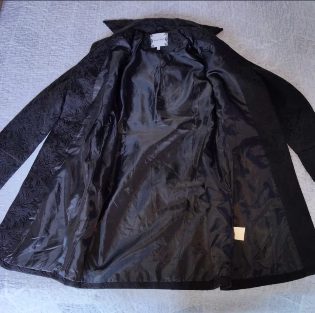 Sweet Miss
Cappotto Donna Damascato Nero
Taglia M