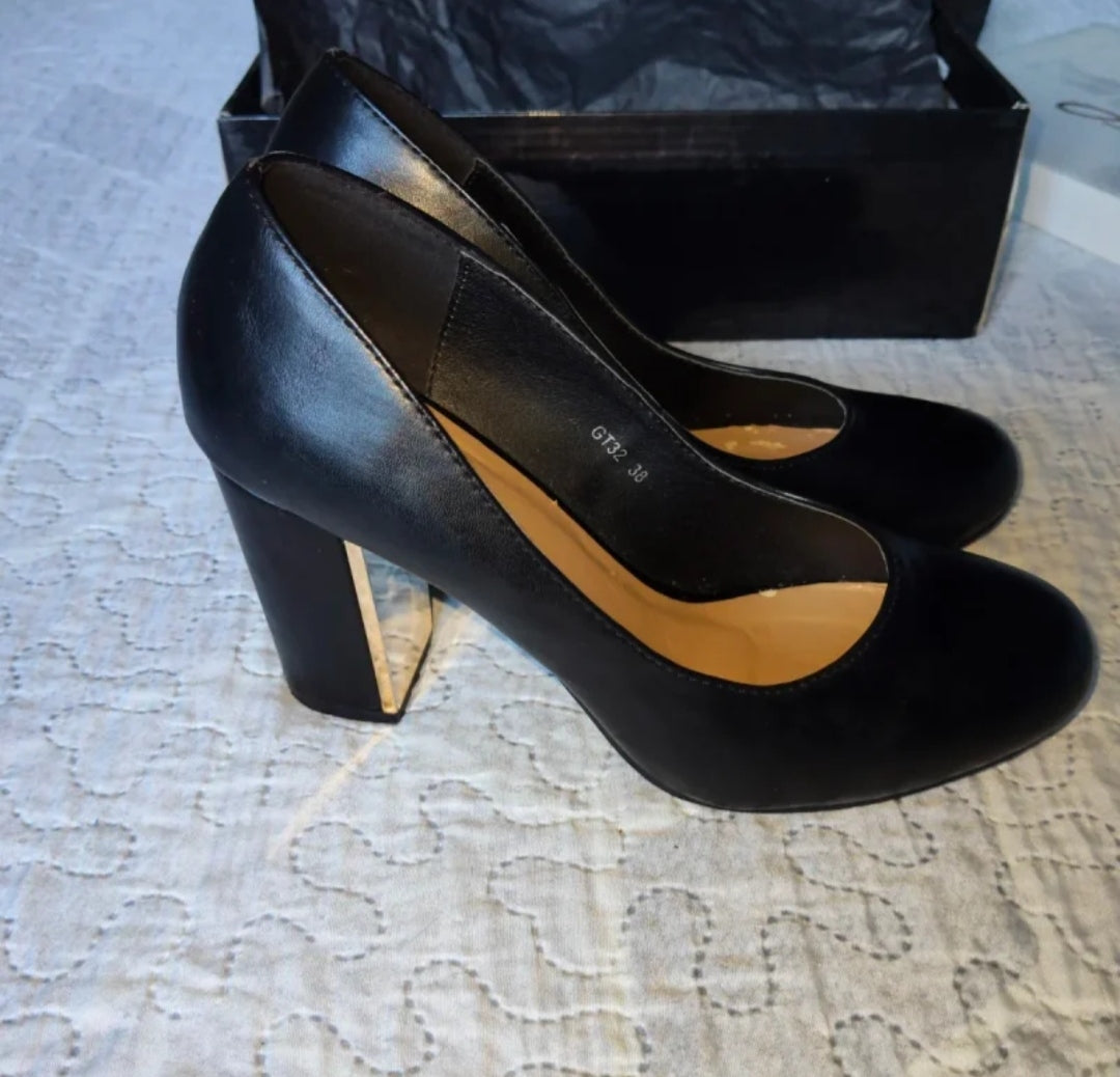 Sofy 
Scarpe Décolleté Con Tacco 
Misura 38