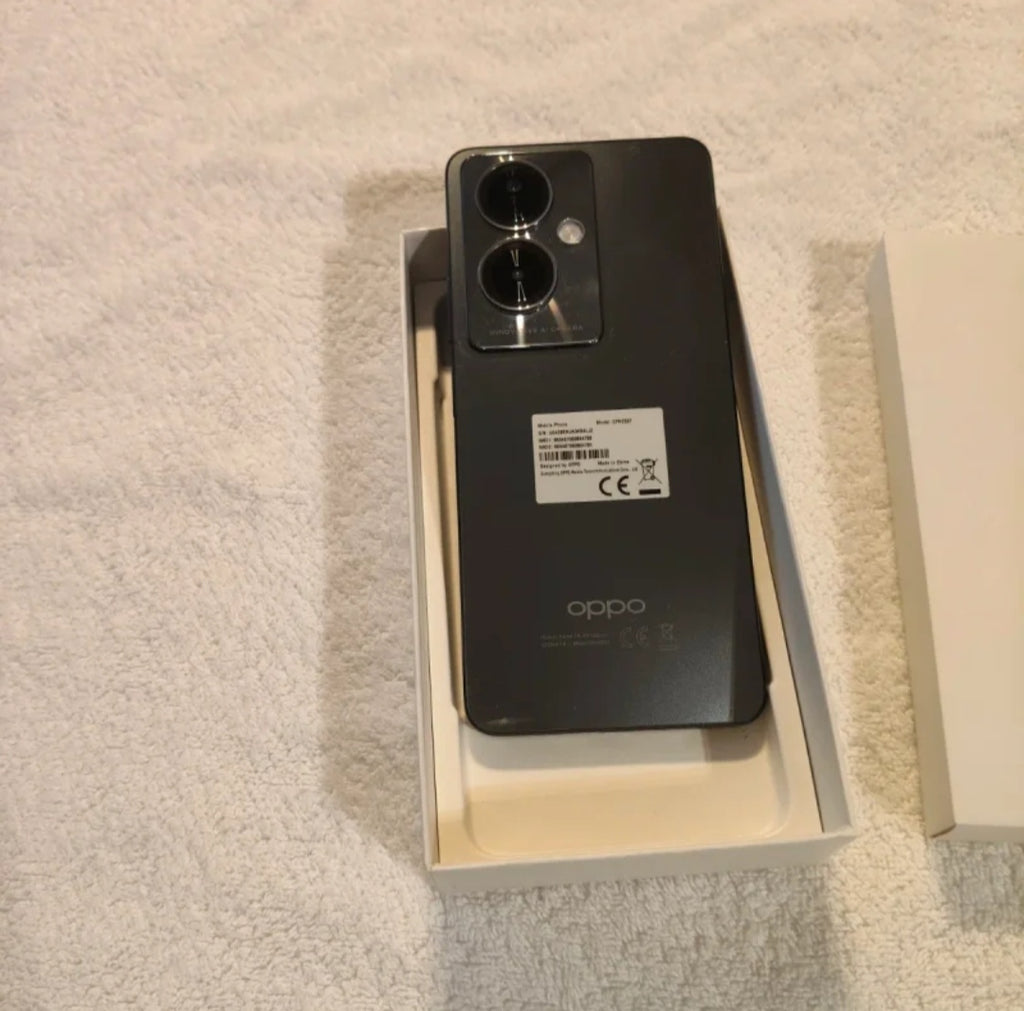 Telefono Cellulare OPPO A79 5G 256GB 
Come Nuovo !
Usato Pochissimo !