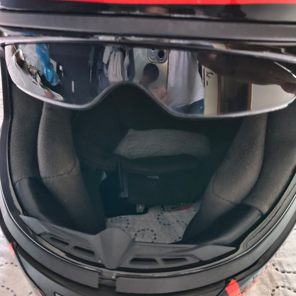 Casco Integrale Airoh Movement S Faster Rosso e Nero Lucido