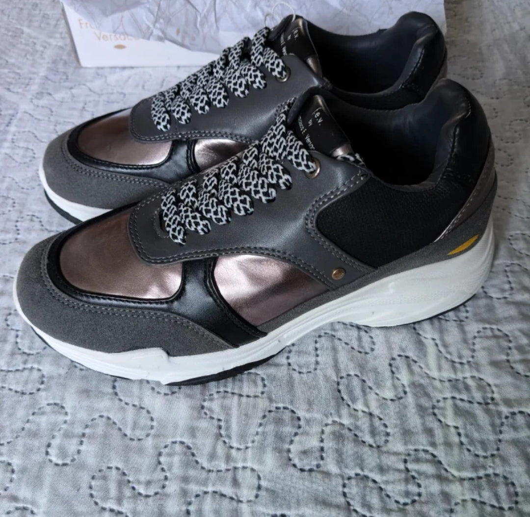 Scarpe Versace Donna 
Misura 38
Bellissime !
