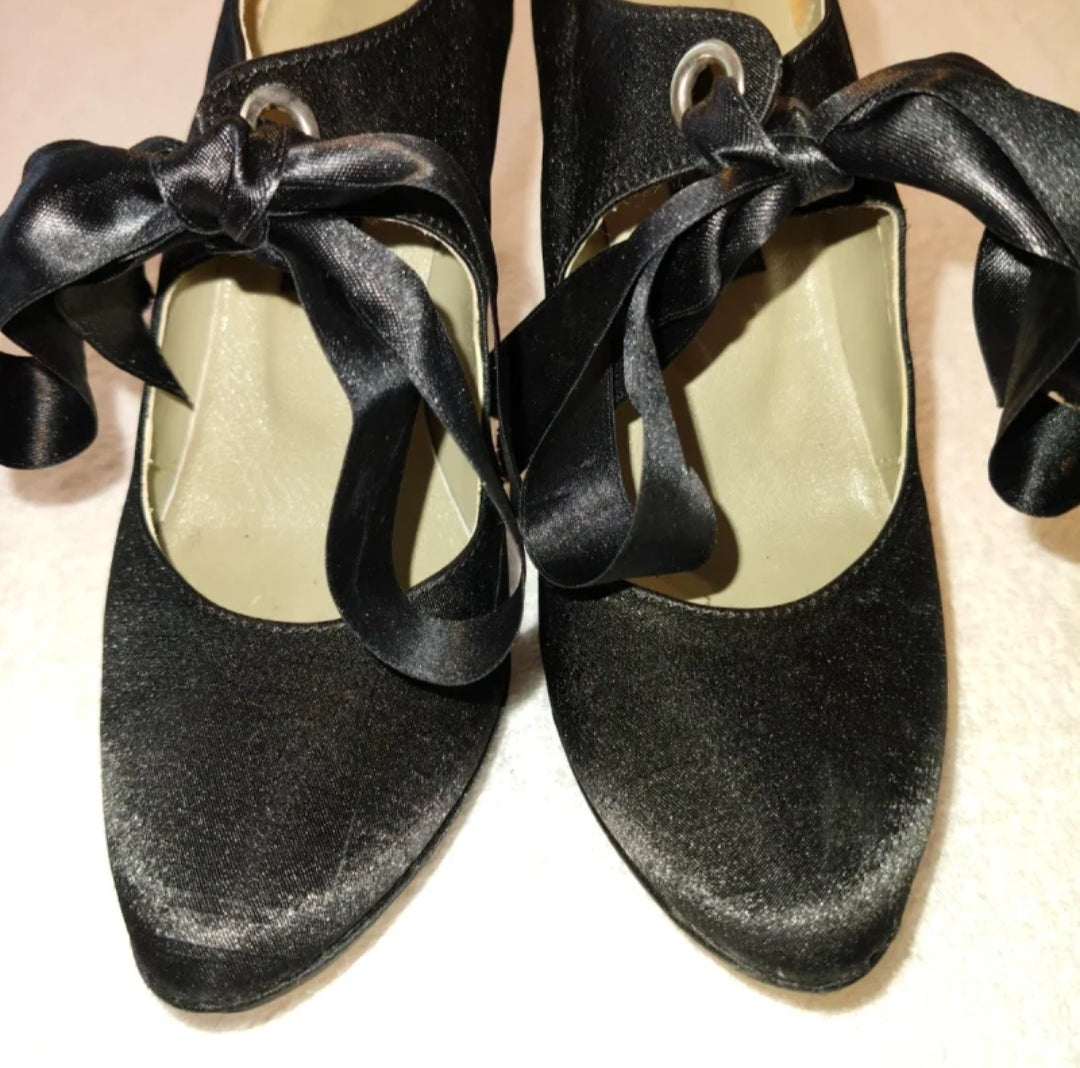 Avveniente  Scarpe con tacco e fiocco Misura 36