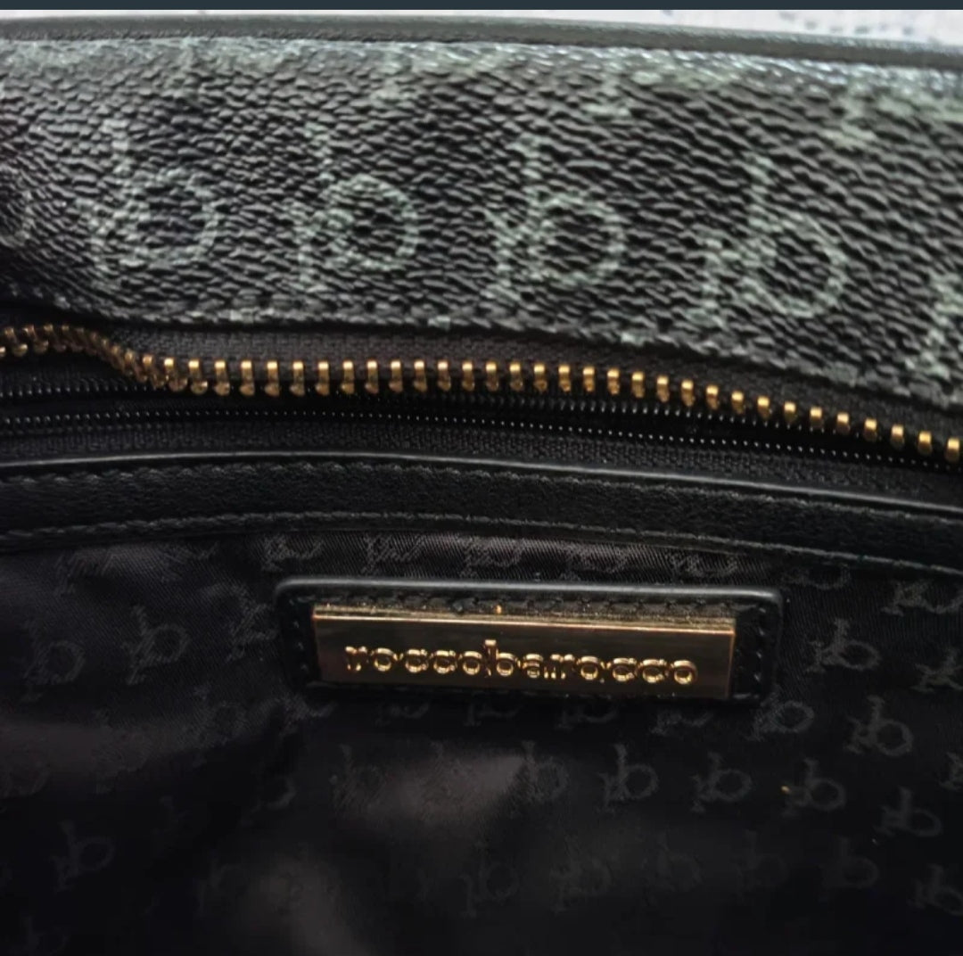 Borsa Roccobarocco 
Nera con Logo
Bellissima !