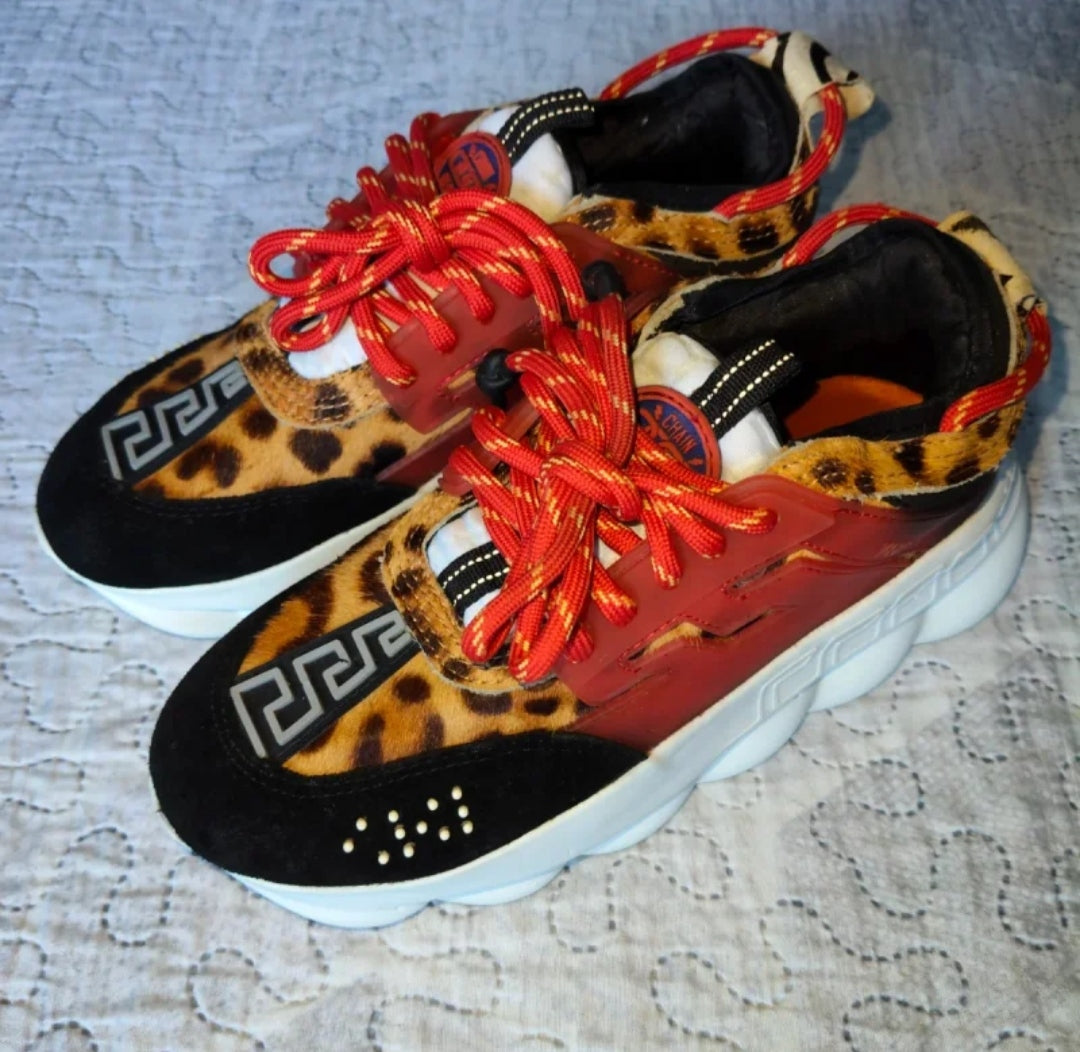 Scarpe Versace Donna 
Pelle e Cavallino
Misura 37 Stupende !