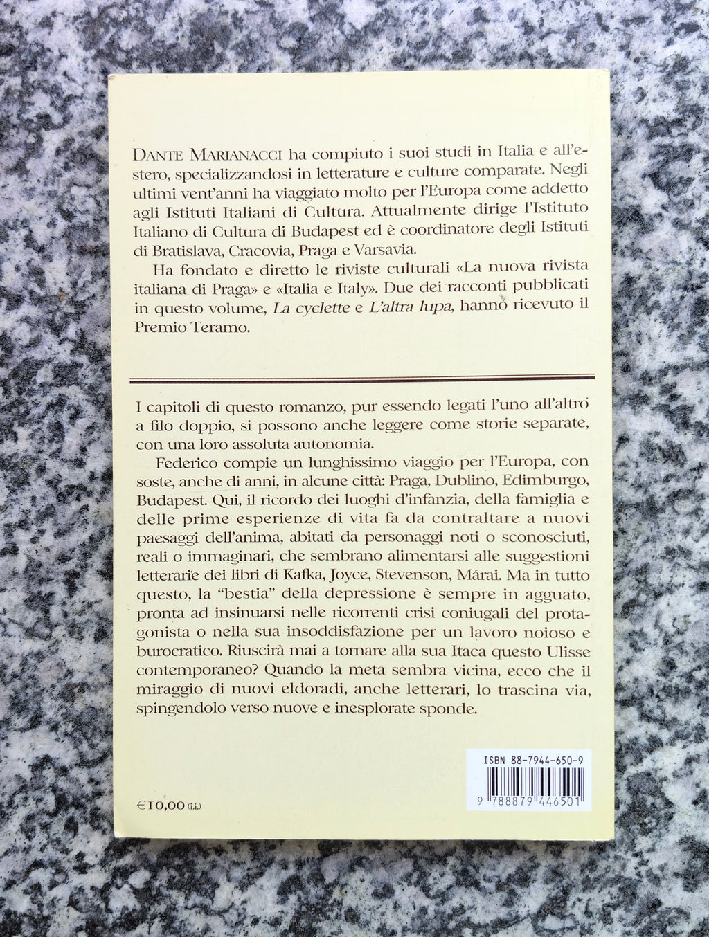 Libro I cloni di Mr. Bond di Dante Marianacci