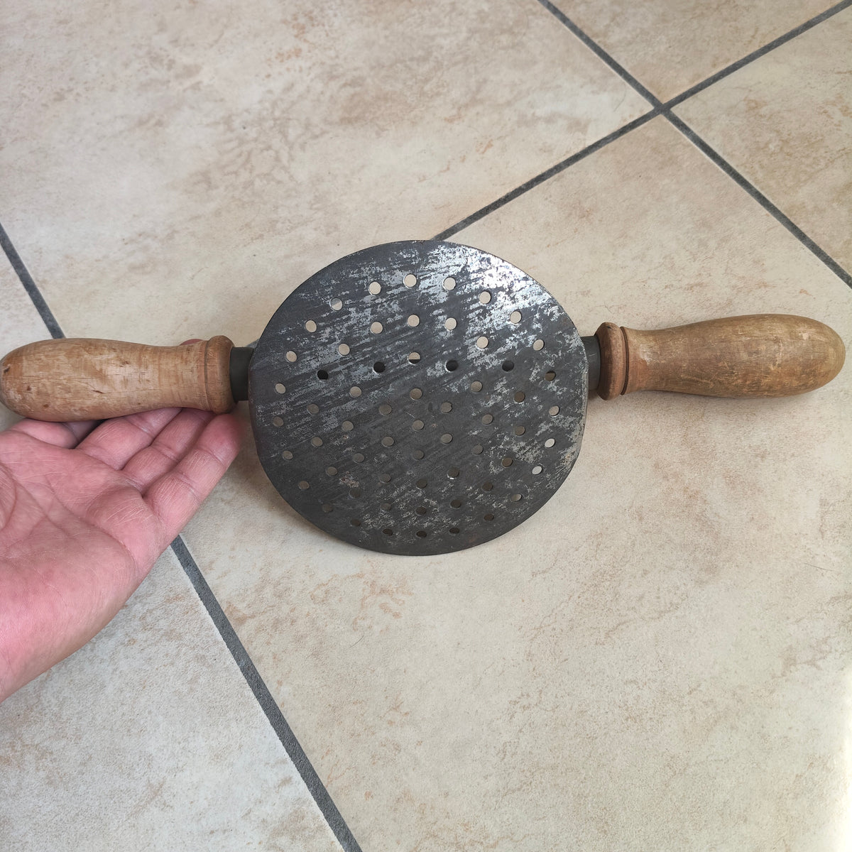 Utensile da Cucina Vintage Schiaccia Passatelli della Romagna