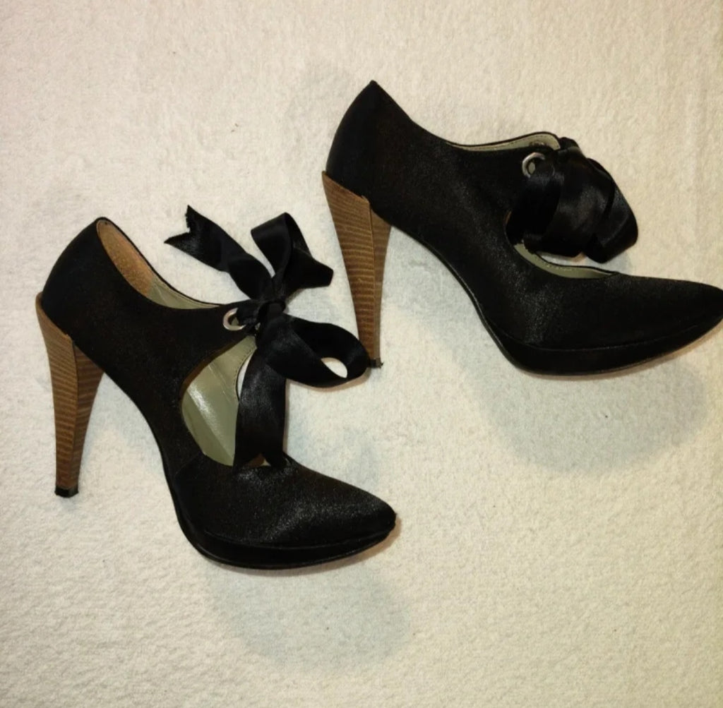 Avveniente  Scarpe con tacco e fiocco Misura 36