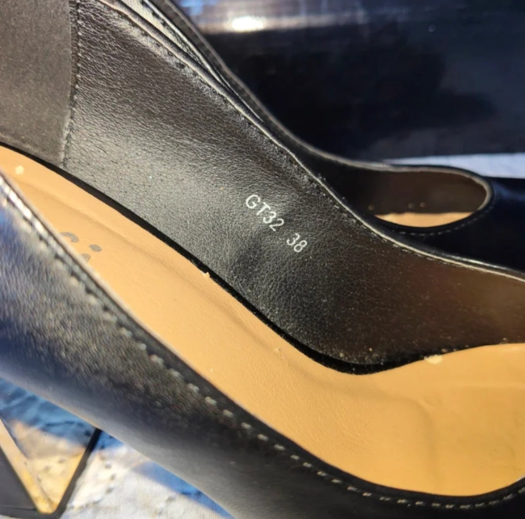 Sofy 
Scarpe Décolleté Con Tacco 
Misura 38