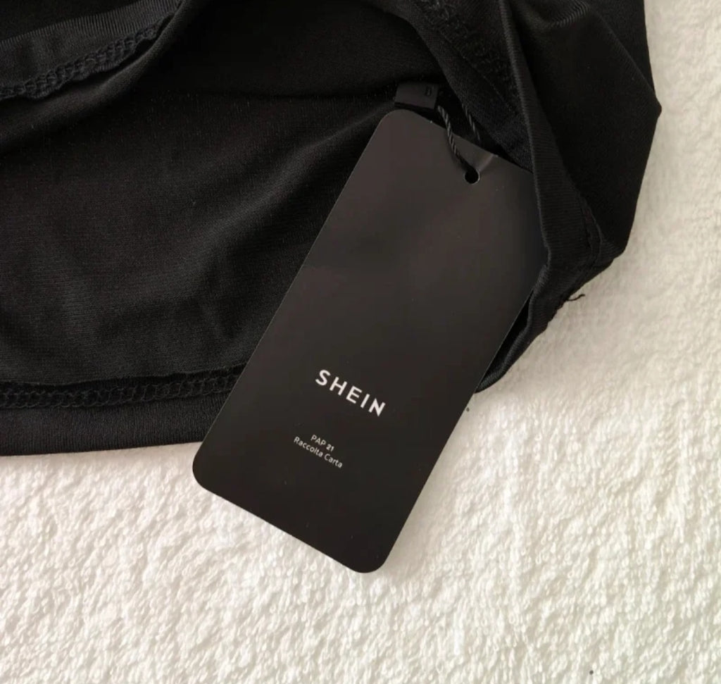 Vestito HAUTES Babes' by SHEIN 
Nero 
Taglia S