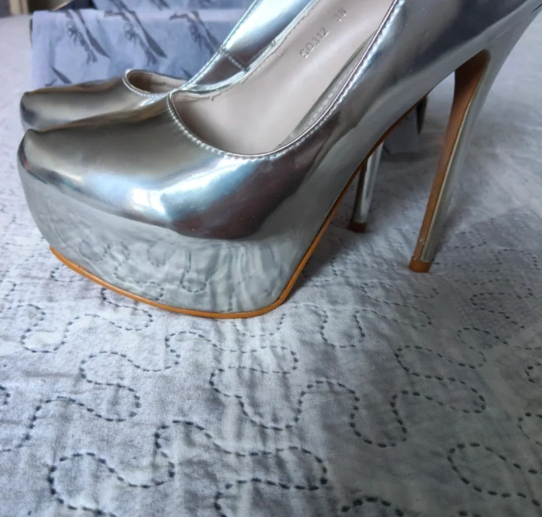 Mimoda  Décolleté Tacco 13  
Argento Specchio Misura 38