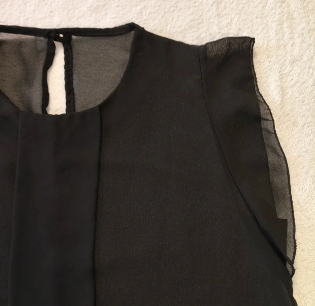 Maglietta donna 
Smanicata estiva
Misura S